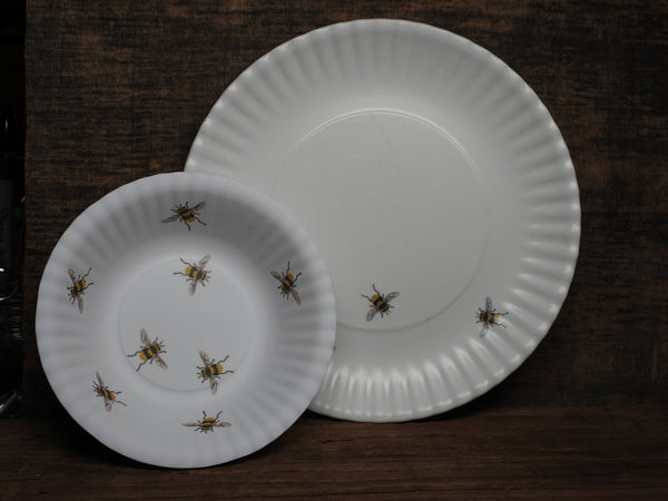 White Honeybee Melamine Plates Sold in a Set of 4 KG Bees